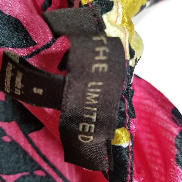 Limited Off Shoulder Top Ruffle - Picture 5 of 6